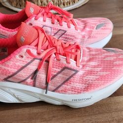 New Balance Balos Size 11