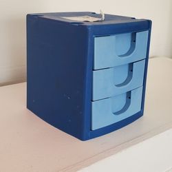 KNICK KNACKS PLASTIC 3 DRAWER SHELVING