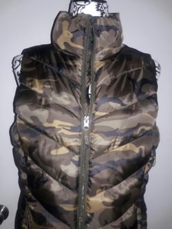 Puffy Camouflage Vest