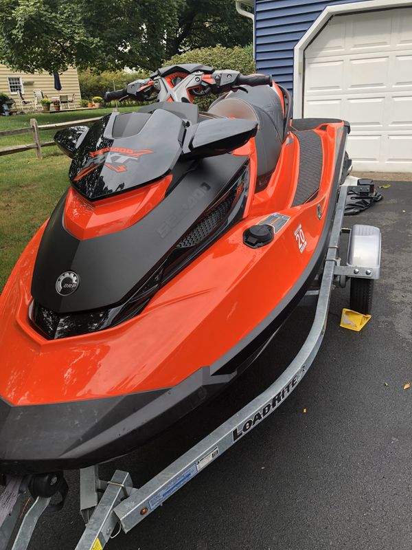 2017 seadoo rxt300