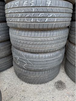 Vendo 235/65/ar18 las 4 llantas Michelin por $170
