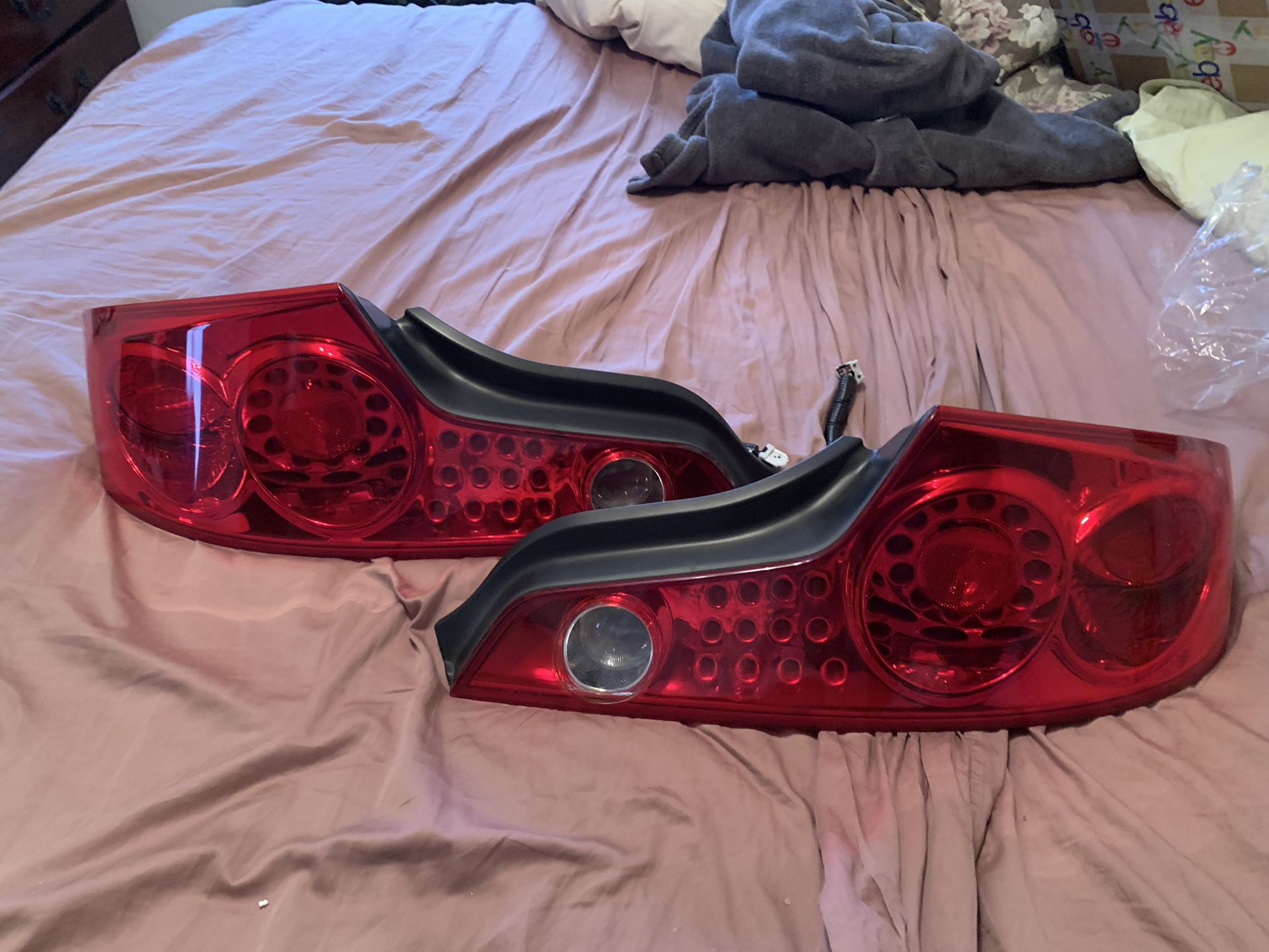 G35 coupe 03 tail lights