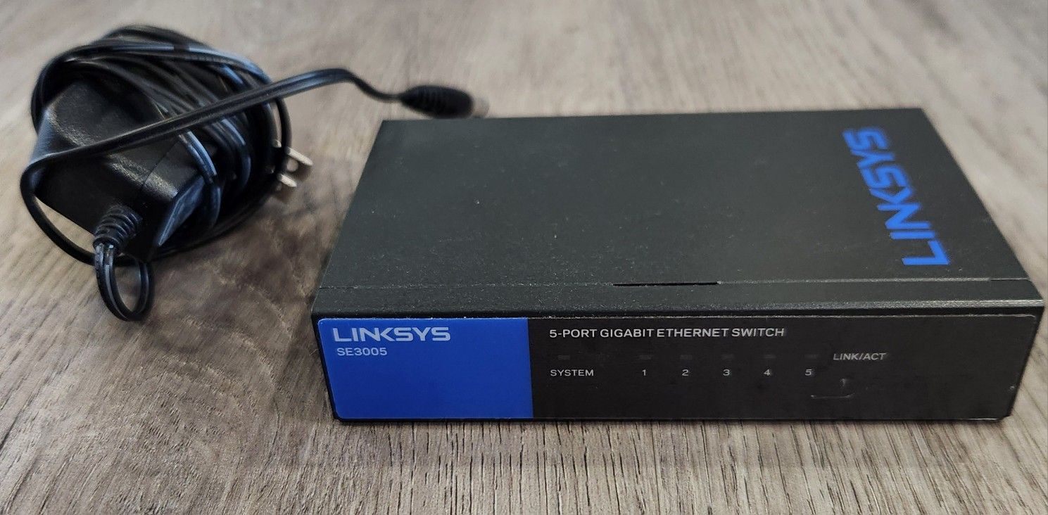 Linksys SE3005 5 Port Gigabit Ethernet Switch