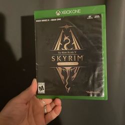 skyrim anniversary case and map