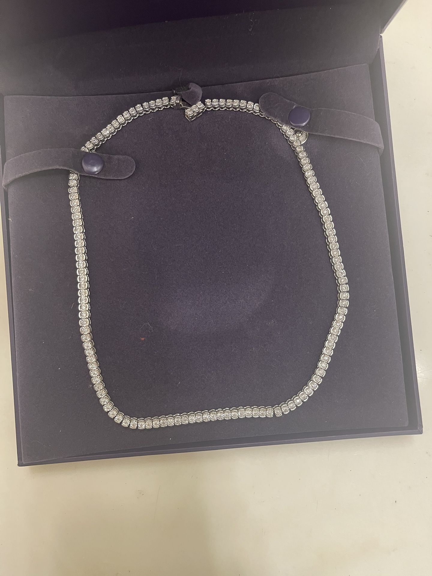 Beautiful silver and diamond necklace
