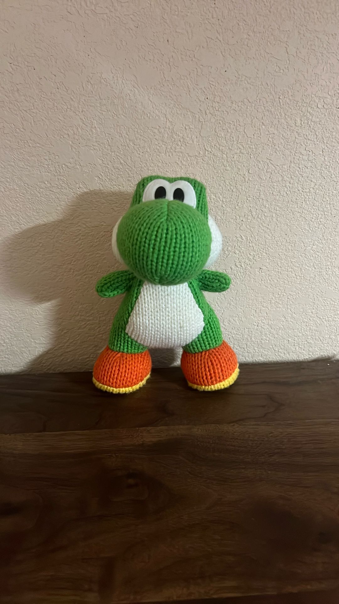 Mega Yarn Yoshi Amiibo