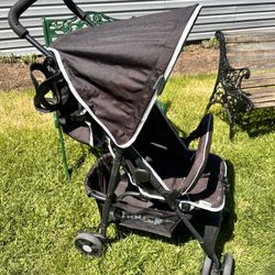 Stroller 