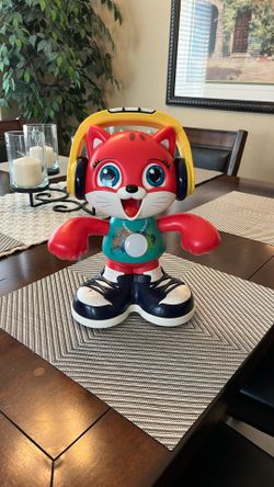 Danse And Musical Toy