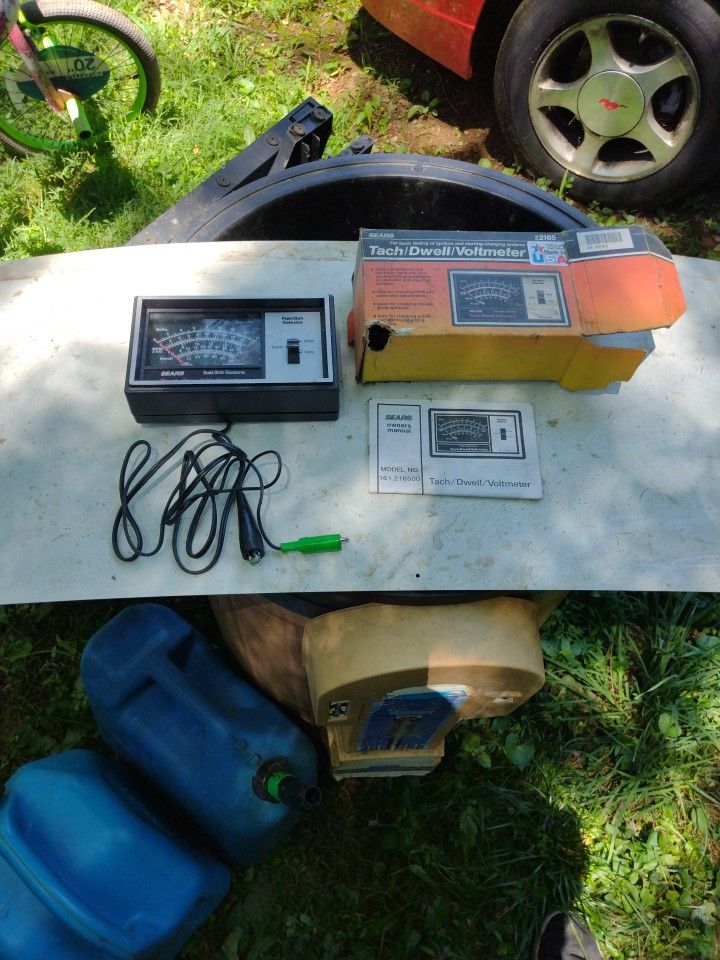 Tach/Dwell/Voltmeter