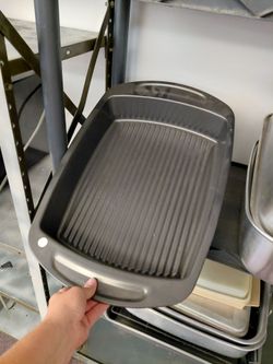 Large kitchen aid roasting pan