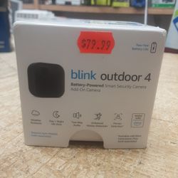 Blink_Outdoor 4 (4th Gen) 1 Camera System – Wire-free HD Smart Security Camera, two-year Battery Life, Enhanced Motion Detection + VIECAM USB drive an