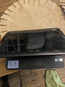 Mini hp funciona pero no tiene cargador 🔌