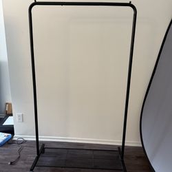 Clothing rack 