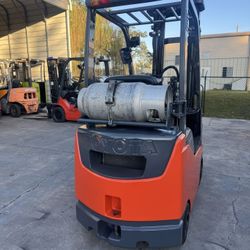 Toyota Forklift 