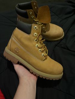 Size 4 timberland boots
