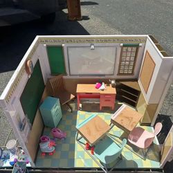 American girl doll and OG  Doll Classroom, gymnastics, horse, living room, kitchen , coffee shop ++