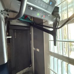 Treadmill 