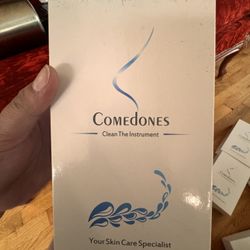 Comedones Blackhead Remover Facial Cleansing Tool