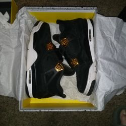 Jordan Retro 4 Royalty's 