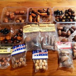 Lot Of Vintage 60's/70's Brown/Neutral Wooden Beads! Variety Of Sizes, Shapes, & Etched Detail! Many In Packaging!