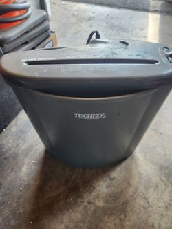 Paper shredder