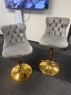 Pair of High chair