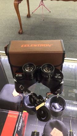 Celestron 7x35 Binnoculars with case