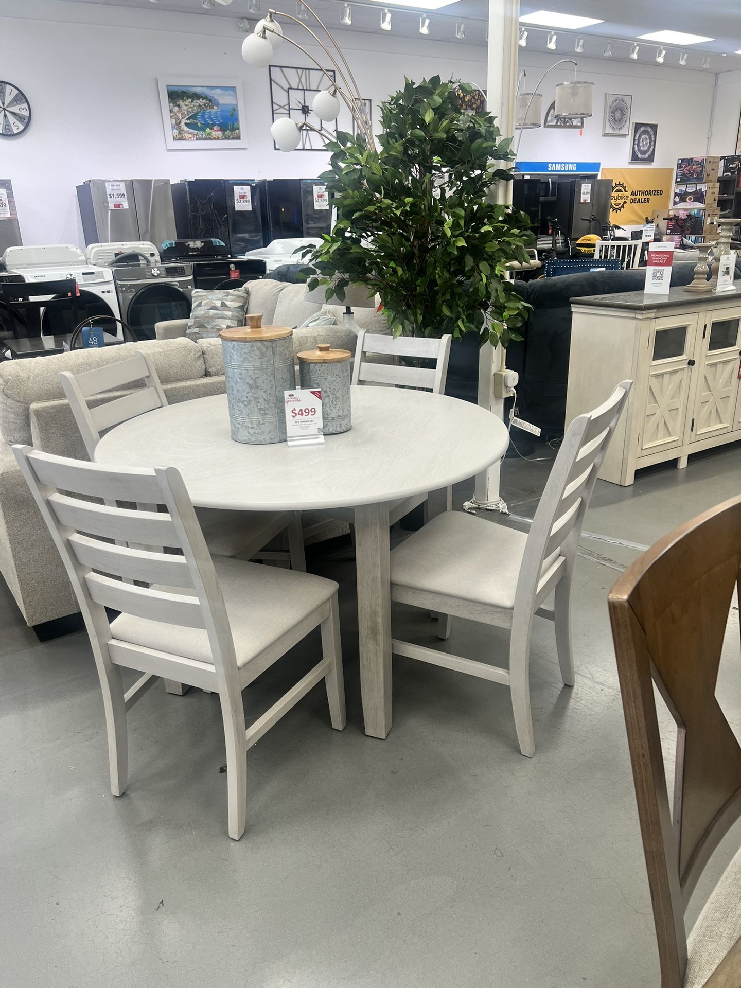 DINNING SET GREY OR WALNUT 