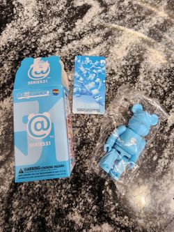 Medicom Bearbrick Series 51 Basic 'c' (Full Kit)
Open Box to confirm figure
 Sealed in bag with card 

Pick up 77095 near Telge/West