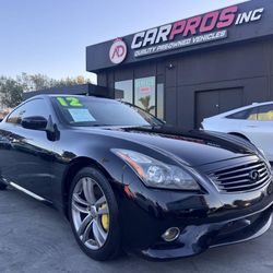 2012 INFINITI G37