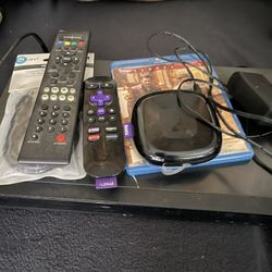 Roku2 And Blue Ray Player 