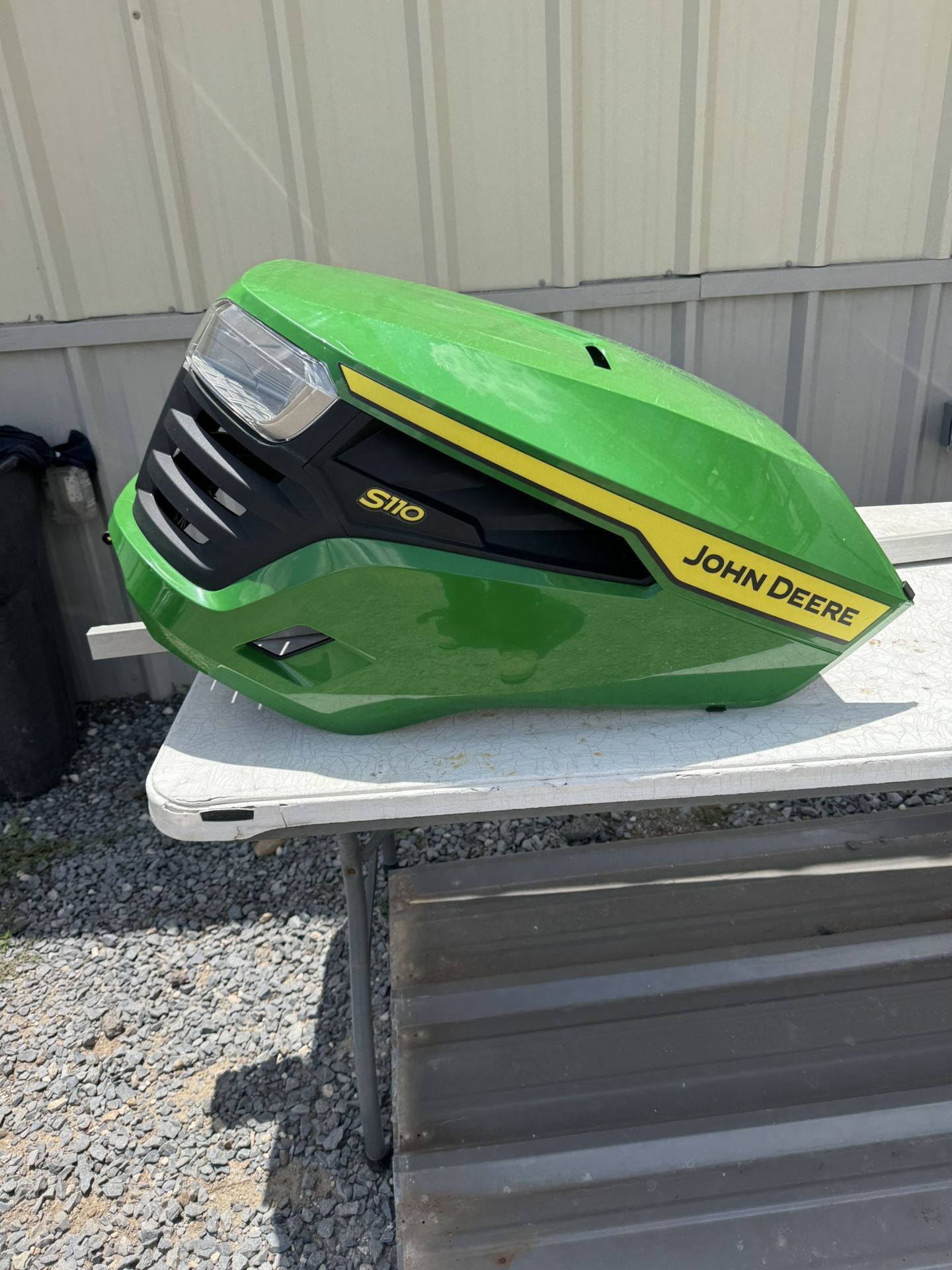 John Deere S110 Tractor Hood