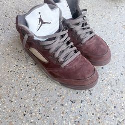Jordan 5 Burgundy