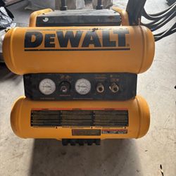 Dewalt Portable Air Compressor