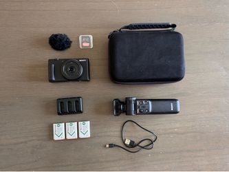 Sony ZV-1F Creator Bundle Vlog Camera