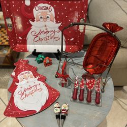 Christmas Kitchen Bundle : Serving Trays, Wine Stoppers, and more!
