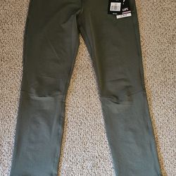 Fourlaps Evolve Women's Stretch Athletic Pants Size 4 Short,