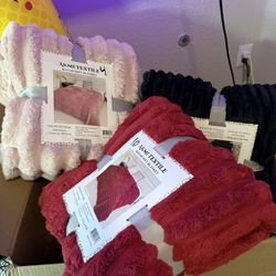 KING SOFT CORDUROY STYLE BLANKETS 