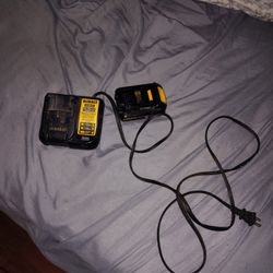 DeWalt 20v Battery And Charger 
