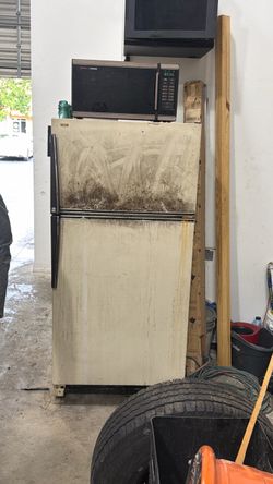 Working fridge and freezer