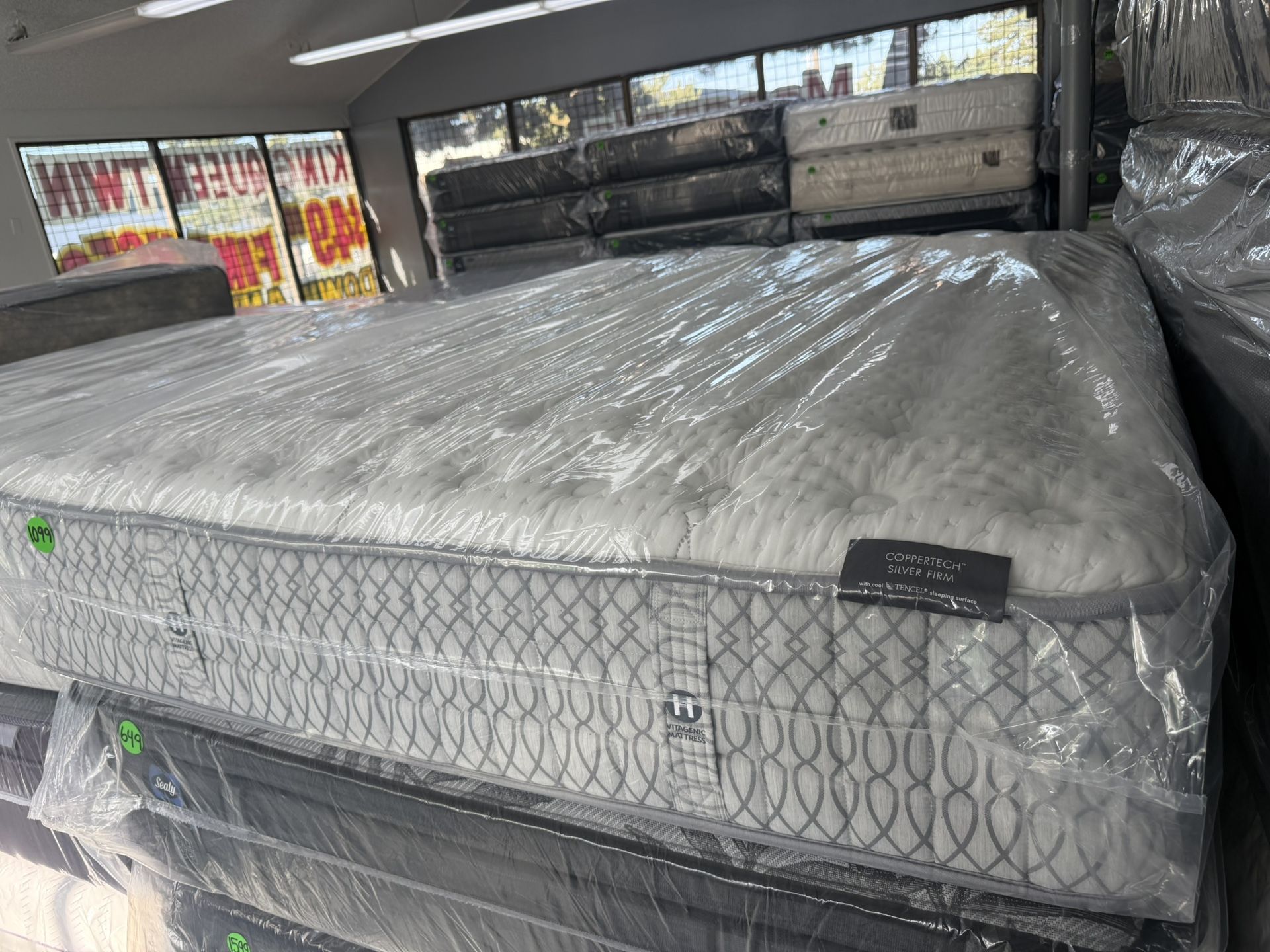 QUEEN SIZE KLUFT AIRELOOM COPPERTECH SILVER (FIRM) MATTRESS & BOX SPRING BED SET