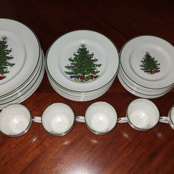 Vintage, Cuthbertson Original Christmas Tree Dish Set