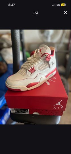 Jordan 4s
