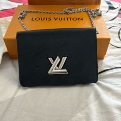 Louis Vuitton Purse