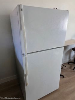 GE refrigerator