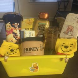 Ladies Winnie The Pooh Bee My Honey Valentines Day Gift Basket 