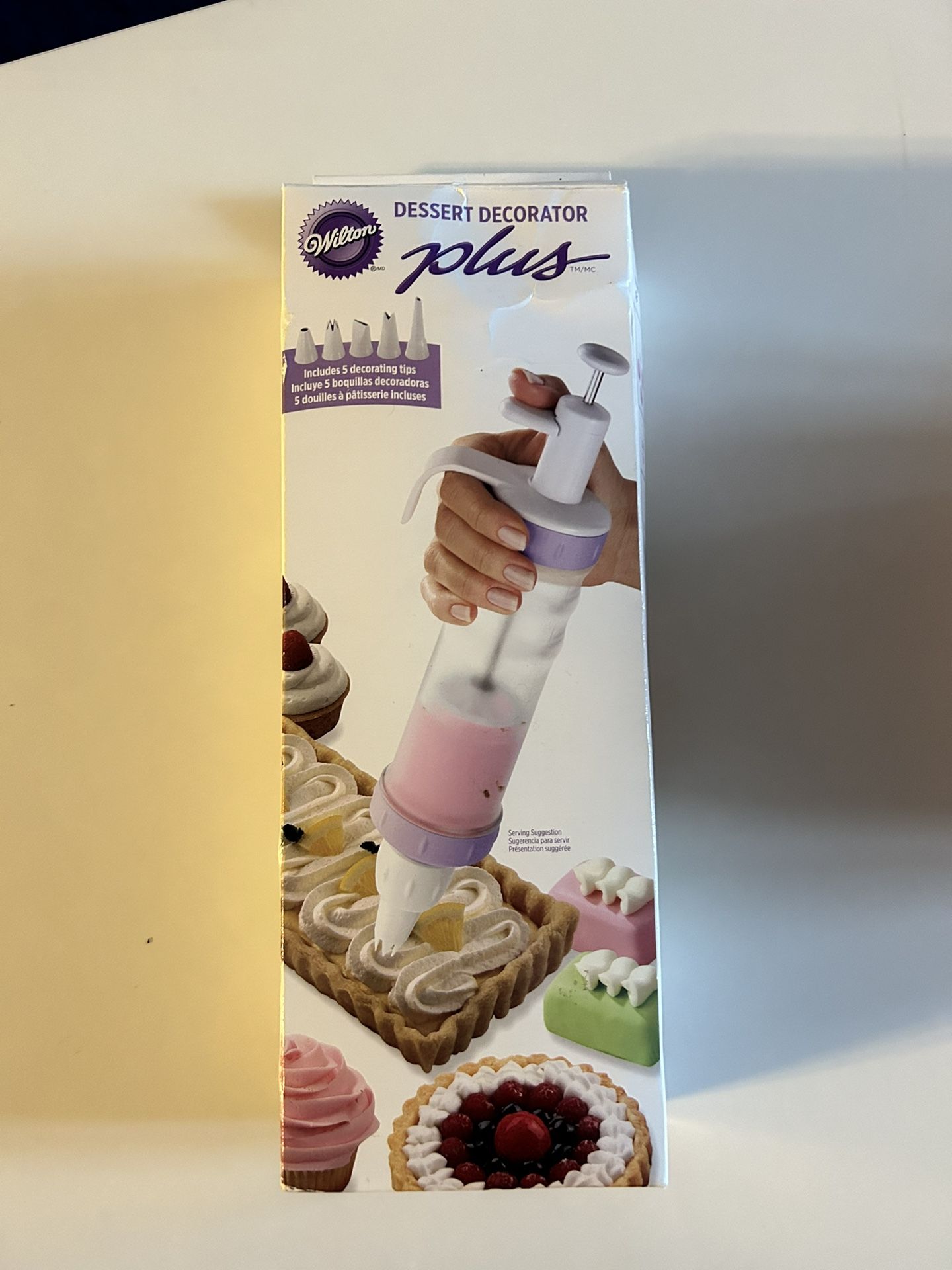 Cake Decorator