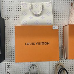 Louis Vuitton Purse (W Certification)