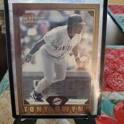 Tony Gwynn 1997 Pacific Prism Gems Of The Diamond Insert Baseball Card 