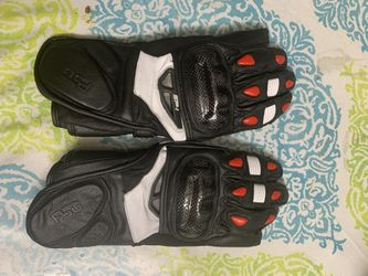New motorcycle gloves
